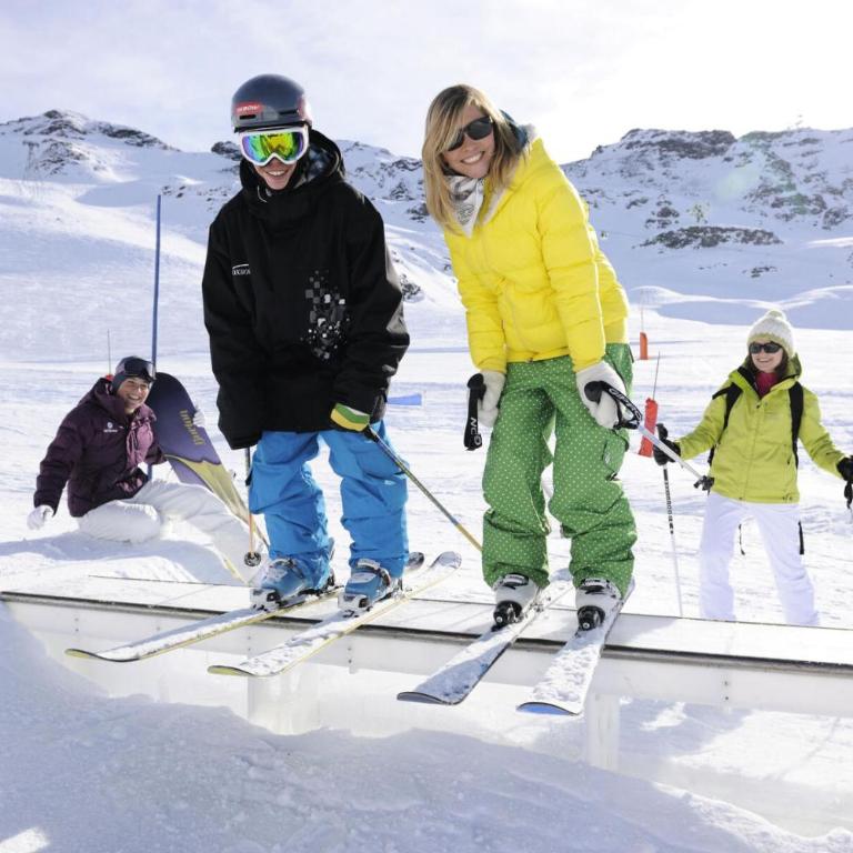 Résidence Roc De Peclet 1 - VAL THORENS location: Studio pour 4 en bordure de pistes MAE-9070 - Monolocale - 15