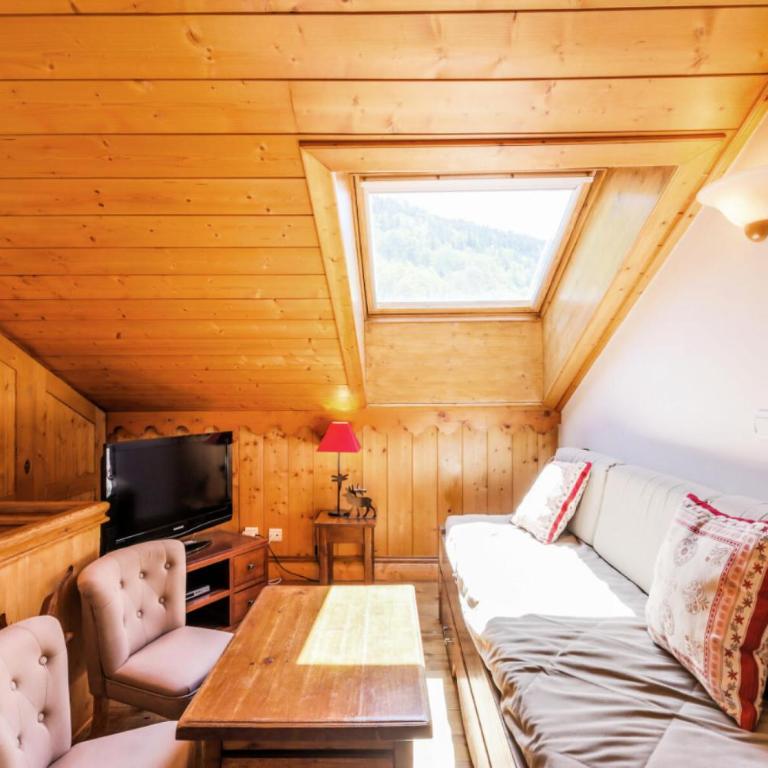 Résidence Les Fermes de Méribel - maeva Home - Appartement 10 personnes 3 chambres + 1 chambre mezzanine MAE-1374 - Appartement - 4