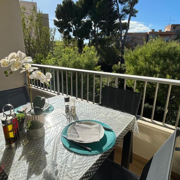 Proche Centre SANARY Studio climatisé 4 personnes - Studio with Terrace - 7