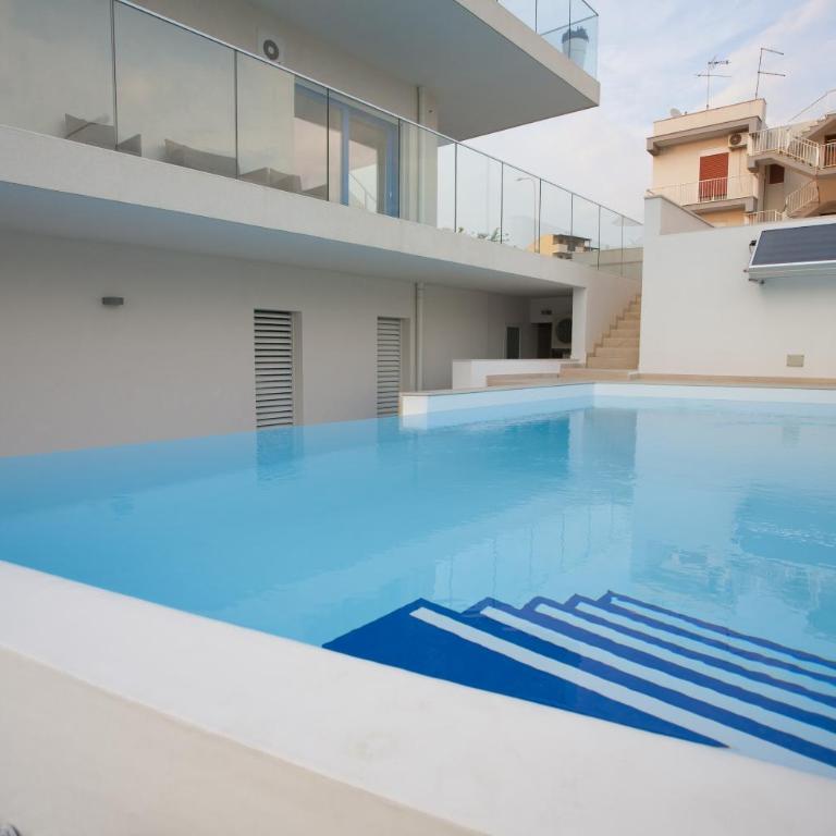 DELPOSTO Marina di Ragusa PRL - Appartamento con 3 Camere da Letto e Piscina Privata - 3