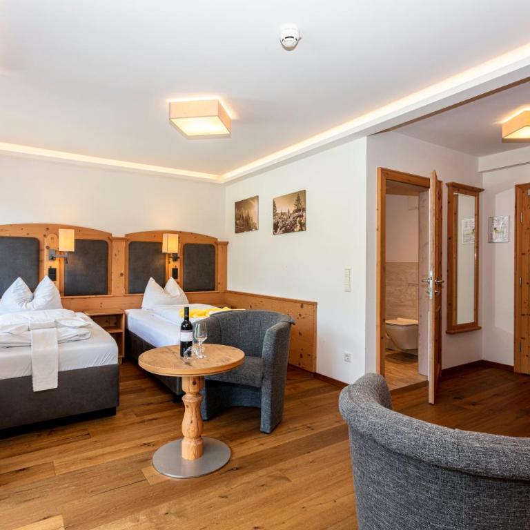 Hotel Bichlingerhof - Superior Doppel- oder Zweibettzimmer mit Gartenblick - 4