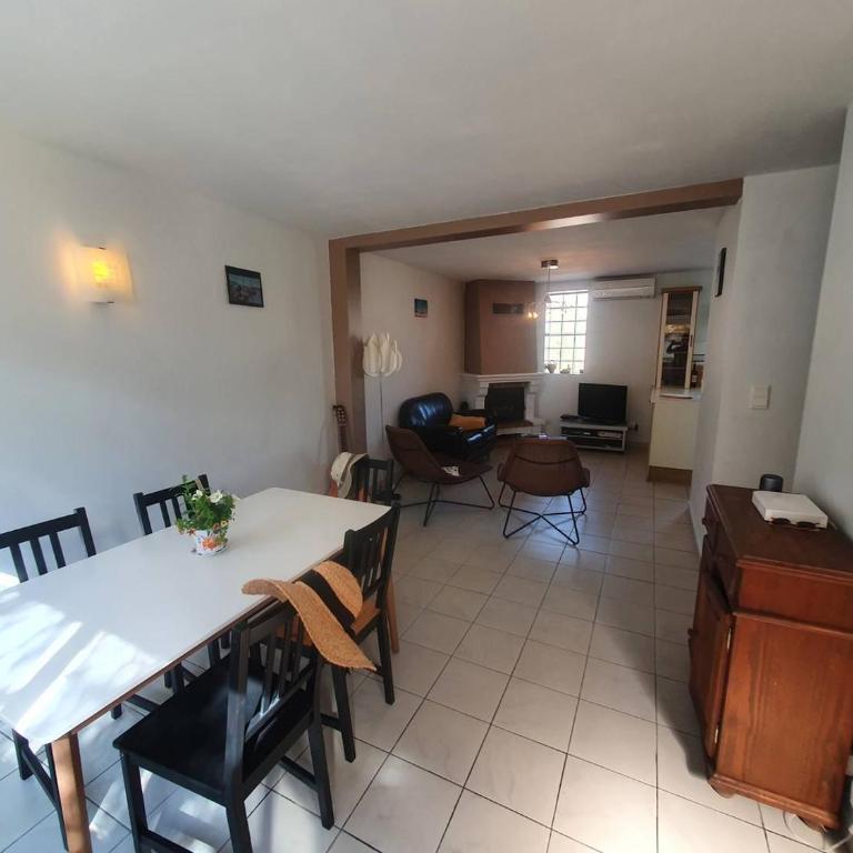 Face à la plage de sable, climatisation, internet, 3 chambres - Villa de 3 dormitorios - 1