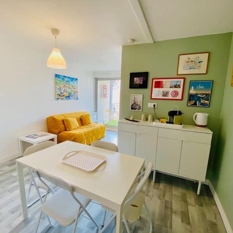 ''Ophélia 22'' Joli T2 avec clim et parking - Apartment mit 1 Schlafzimmer - 14
