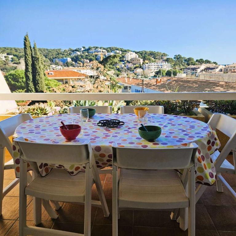 Au coeur du village,6 couchages, parking, terrasse - Appartement 1 Chambre - 1
