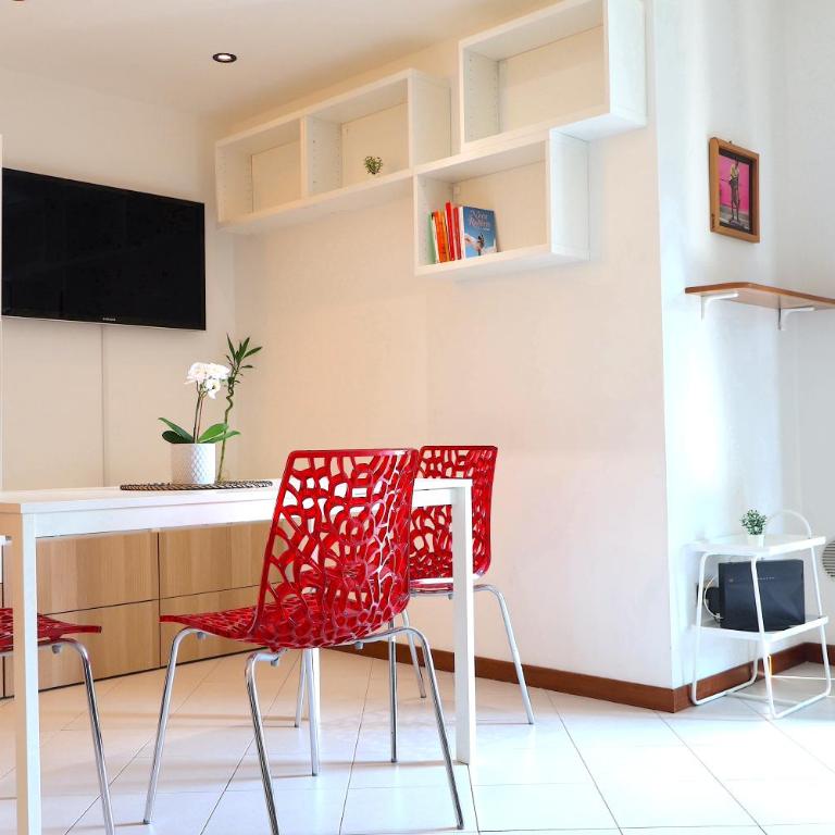 [Monza] Monolocale completo - Appartamento con 1 Camera da Letto - 4