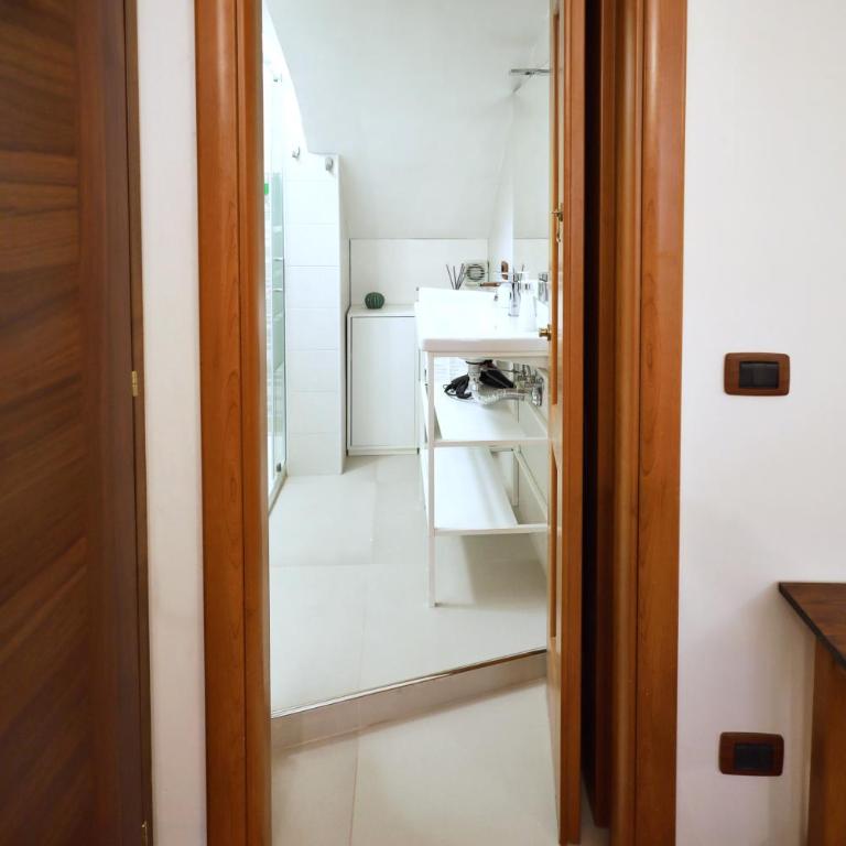Cataneasy Rooms - Double Room with Private Bathroom - 5