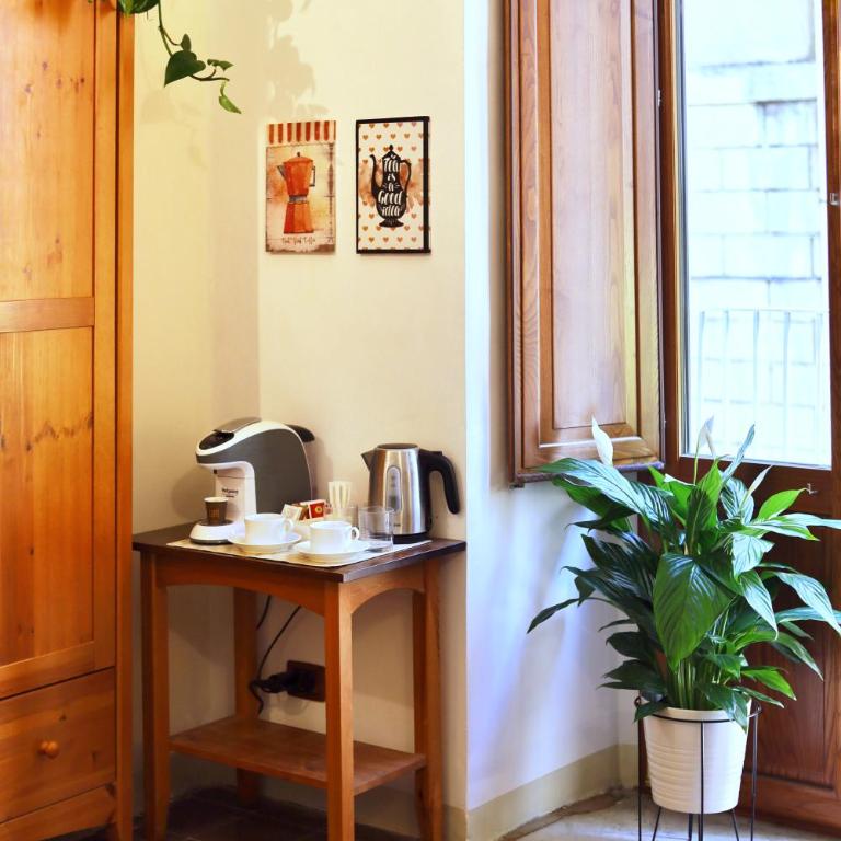 Cataneasy Rooms - Double Room with Private Bathroom - 10