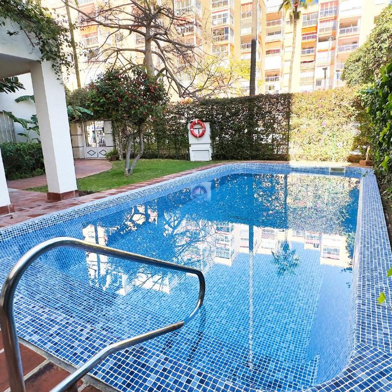 Central Two Bedroom Apartment on the Second Line of the Beach in Marbella. - Apartamento de 2 dormitorios - 31