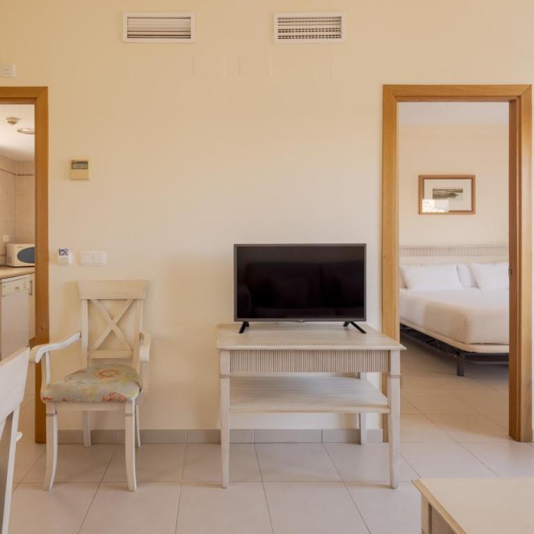 Ilunion Sancti Petri - Apartamento de 2 dormitorios (4 adultos) - 6