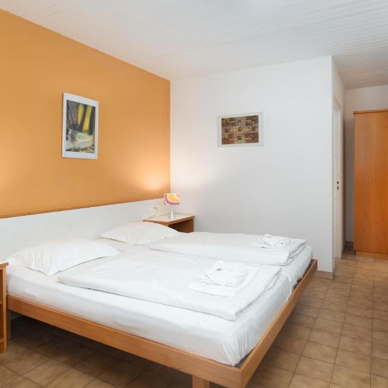 Feriendorf zum störrischen Esel - Bungalow 1 Chambre - 6