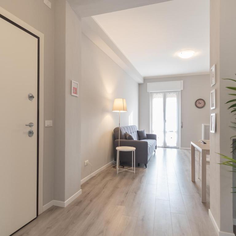 Trilocale Ospedale Civile 7 _ F&L Apartment - Two-Bedroom Apartment - 5