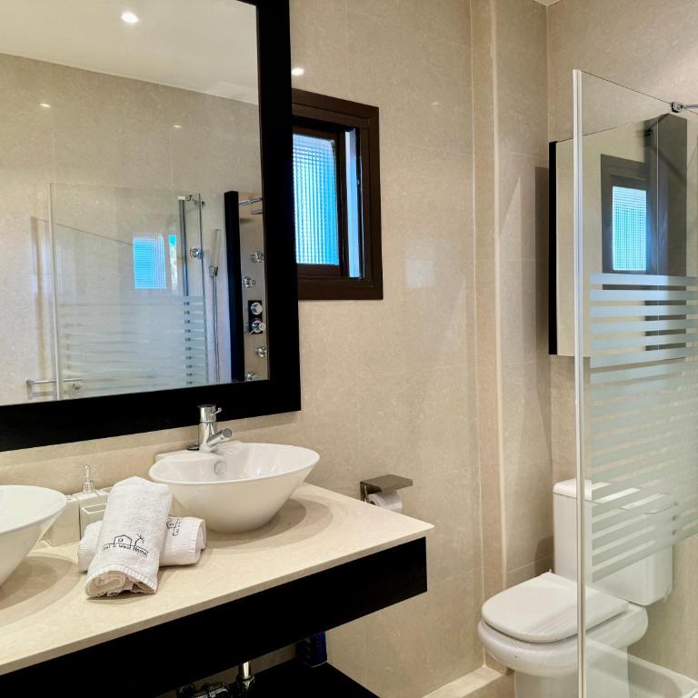 Seafront Skol Marbella Center by EaW Homes - One-Bedroom Apartment - 22