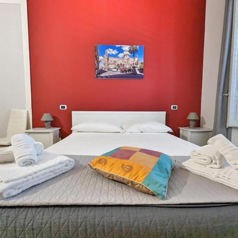 B&B Villareale 35 - Camera Tripla con Bagno Privato Esterno - 1