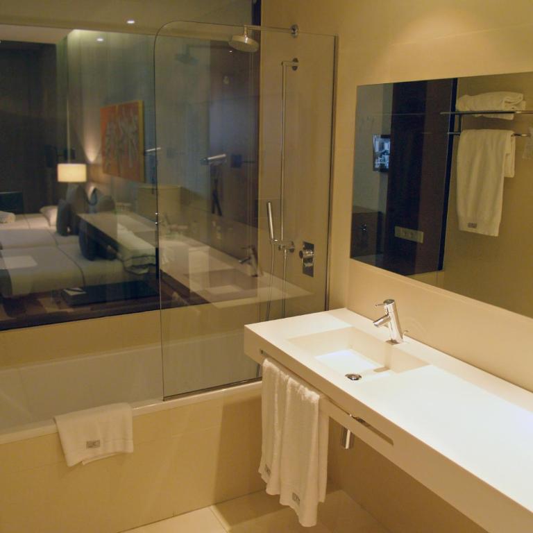 Hotel Carris Marineda - Habitación Triple con aparcamiento - 5