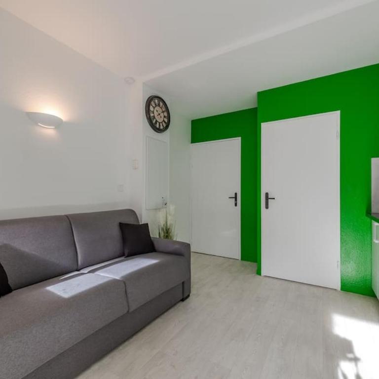 La Place de Toscane 1 - One-Bedroom Apartment - 1