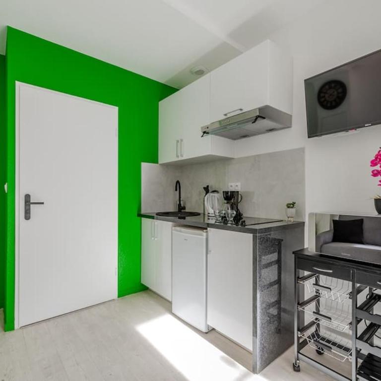 La Place de Toscane 1 - One-Bedroom Apartment - 24