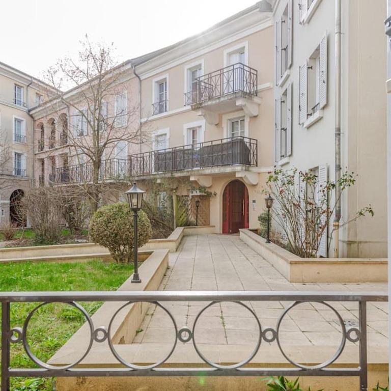 La Place de Toscane 1 - One-Bedroom Apartment - 31