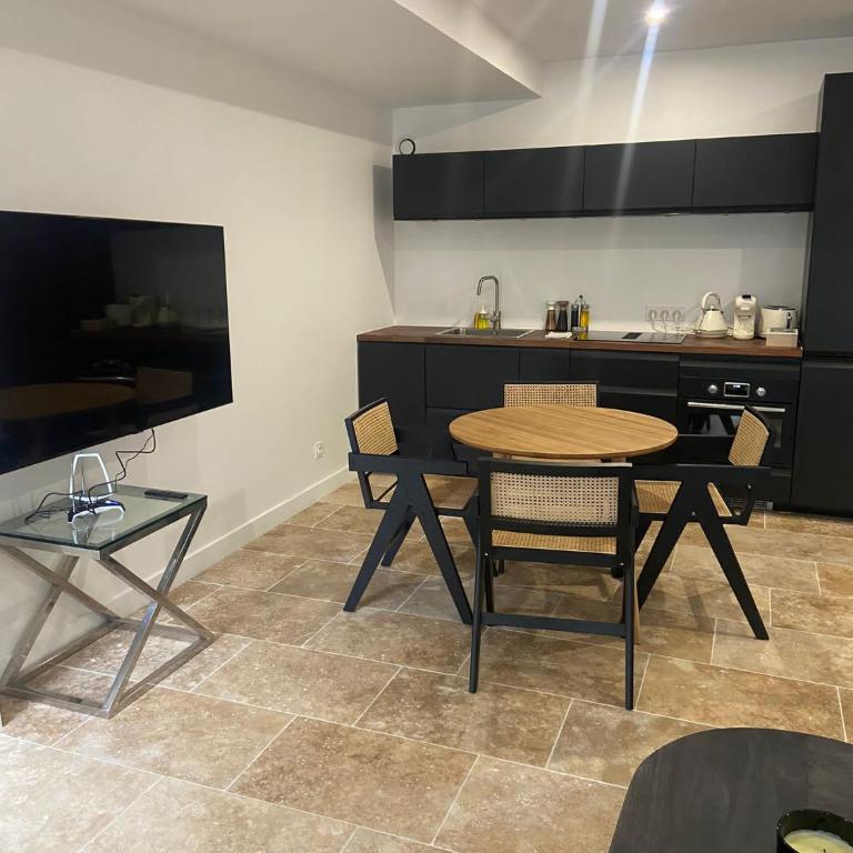 IKO Bordeaux Appartements - T3 Confortable avec Salle de Bains - 3