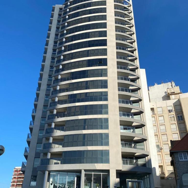 Dpto en Mar del Plata, 3 amb frente al Torreón del Monje con vista al mar y con PARKING - Two-Bedroom Apartment with Sea View - 15
