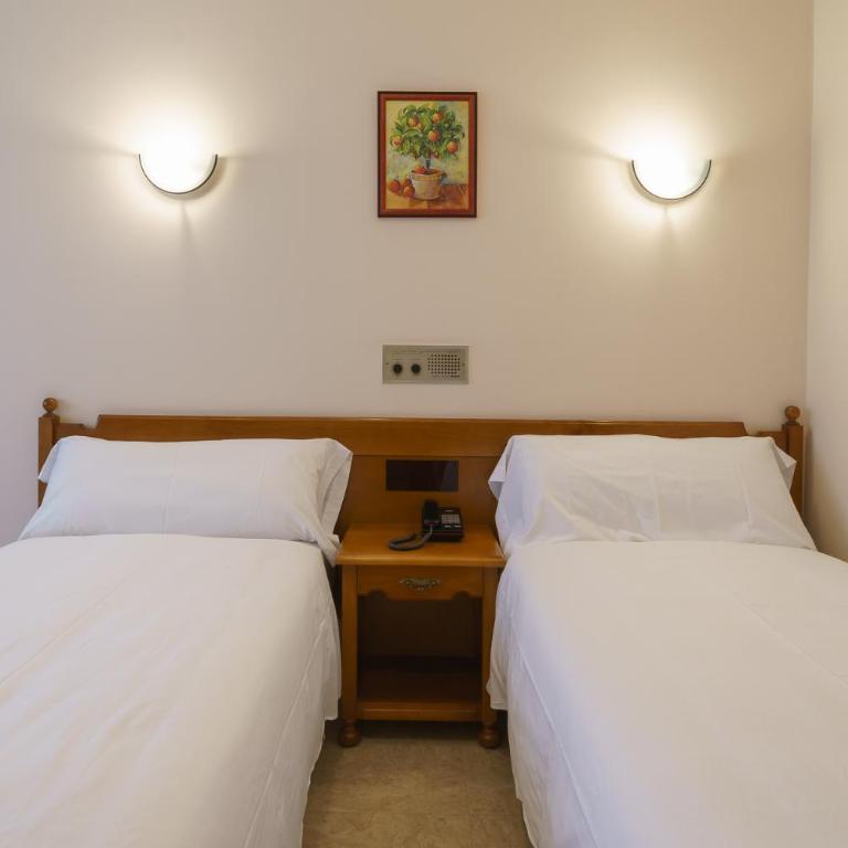 Hotel El Puente - Habitación Doble Económica - 1 o 2 camas - 2