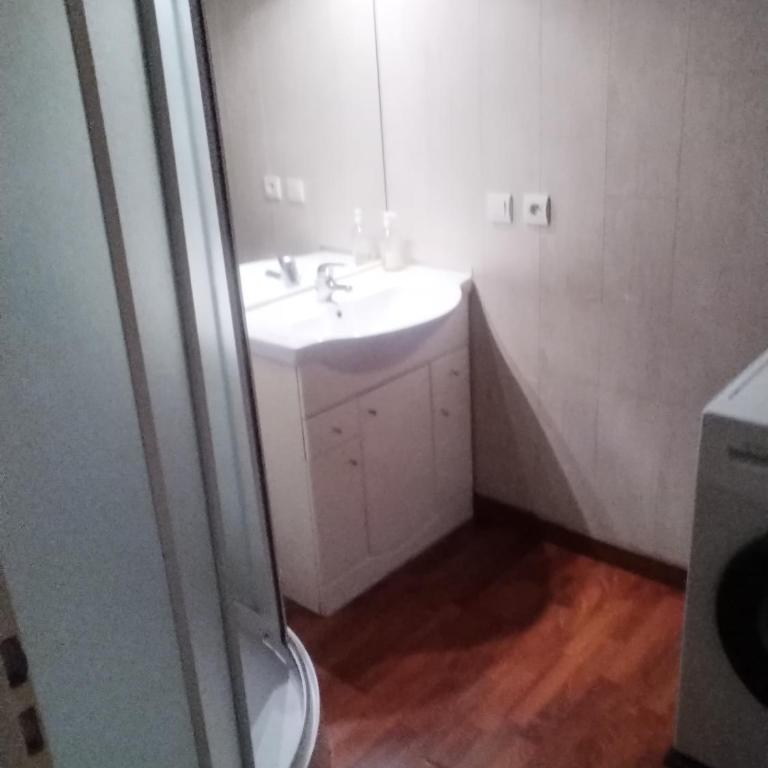 Savoie, Simple mais confortable - Chambre Double - Vue sur Montagne - 4