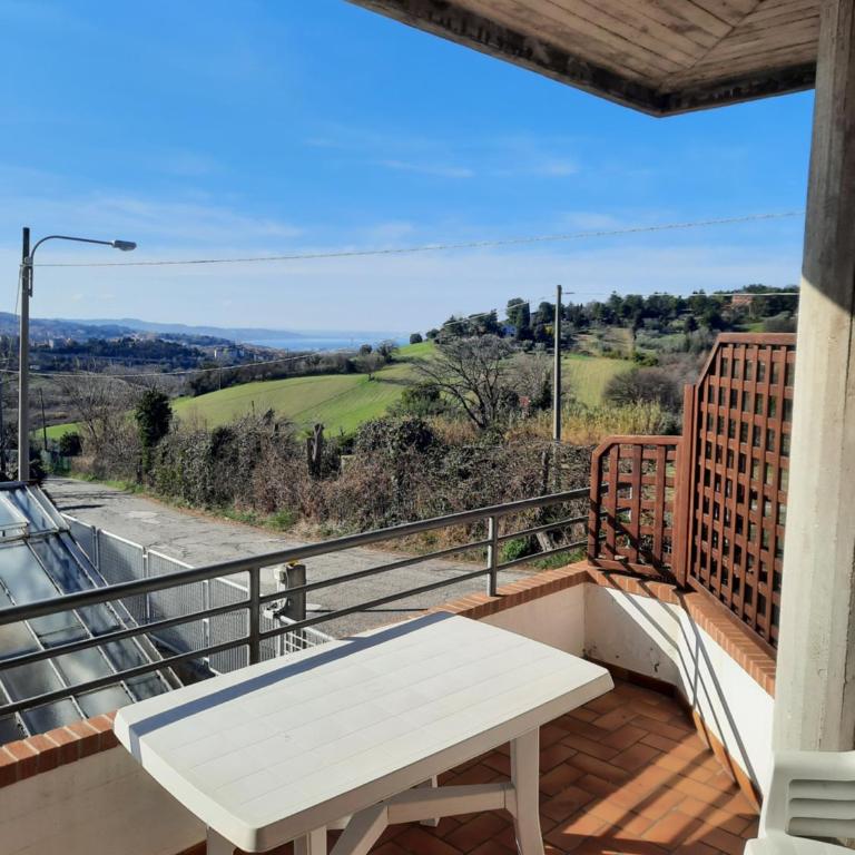 Fiori del Conero - Appartamento con 1 Camera da Letto (4 Adulti), Terrazza e Vista Panoramica - 7