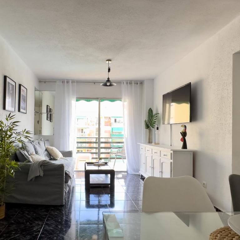 Amazing 3-bedroom apartment. Pool and sea view! - Apartamento de 3 dormitorios - 13