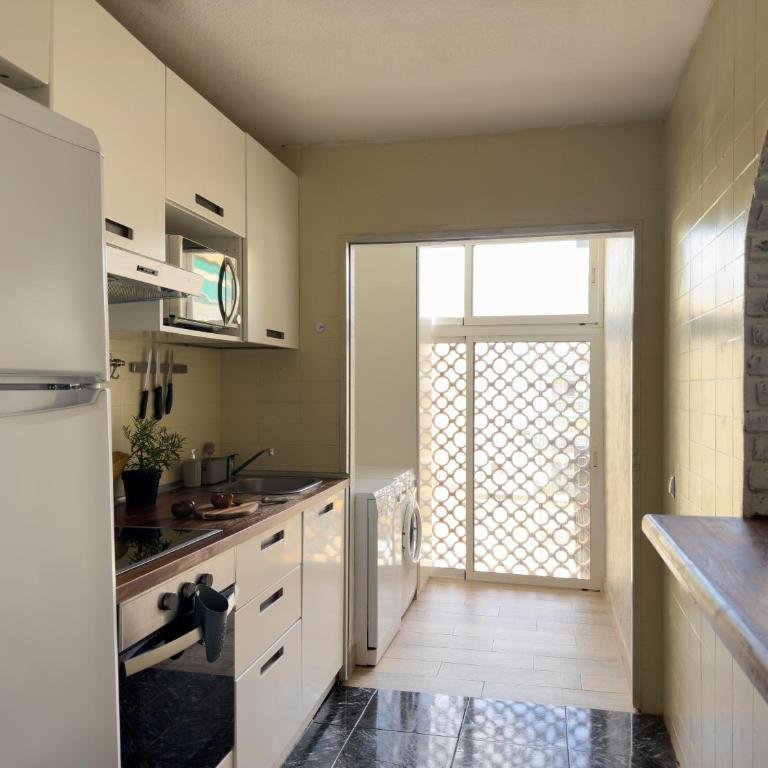 Amazing 3-bedroom apartment. Pool and sea view! - Apartamento de 3 dormitorios - 24