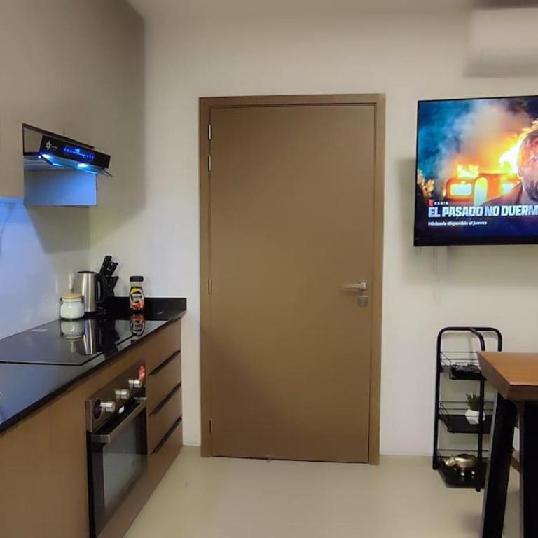 DEPARTAMENTO EN EQUIPETROL CON PISCINA - GYM Y PARQUEO GRATIS, CERCA DEL VENTURA MALL , LOS TAJIBOS, MANZANA 40 Y SUPERMERCADOS - Apartamento de 1 dormitorio - 12