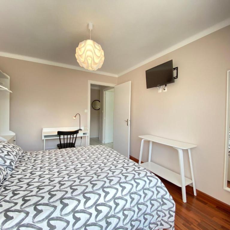 T2 rénové proche plage et centre, parking, animaux, Wi-Fi - FR-1-432-2 - Appartement (4 Adultes) - 8