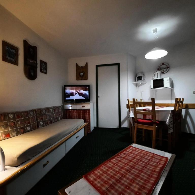 Résidence Necou - Appartement 6 personnes avec vue sur la montagne MAE-4574 - Apartment - 11