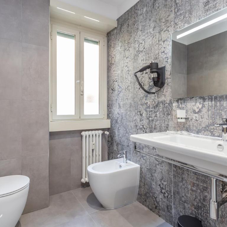 Rhome Vatican Rooms - Camera Tripla Executive - 9