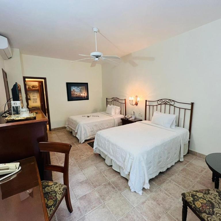 Hotel Hacienda Los Laureles - Habitación Doble Superior con vistas al jardín - 5