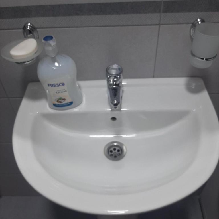 Roomy Lux Apartmant - Two-Bedroom Apartment - 15