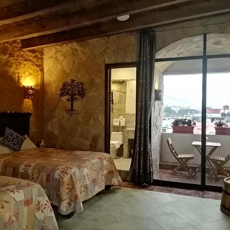 Hotel & Cava La Parroquia - Twin Room with Terrace - 3