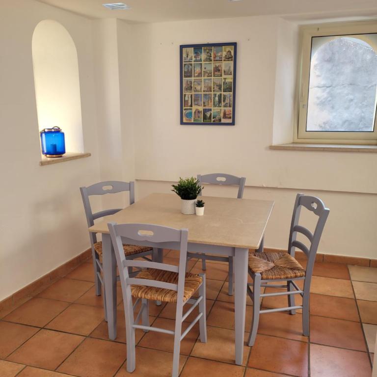 Le Terrazze - Apartment with Balcony - 13