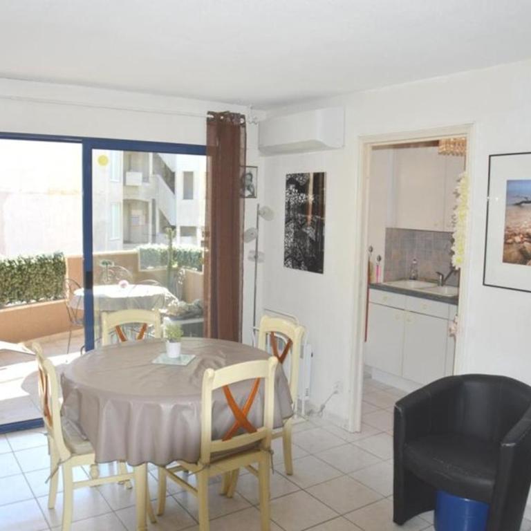 Joli 2 pièces climatisé avec terrasse - Appartement 1 Chambre - 3