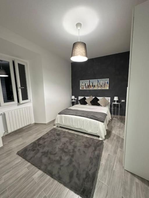 Rivers Malavolta - One-Bedroom Apartment - 9