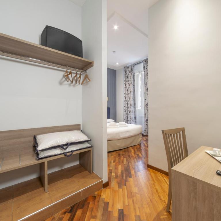 La Grande Bellezza Guest House Rome - Classic Double Room - 4