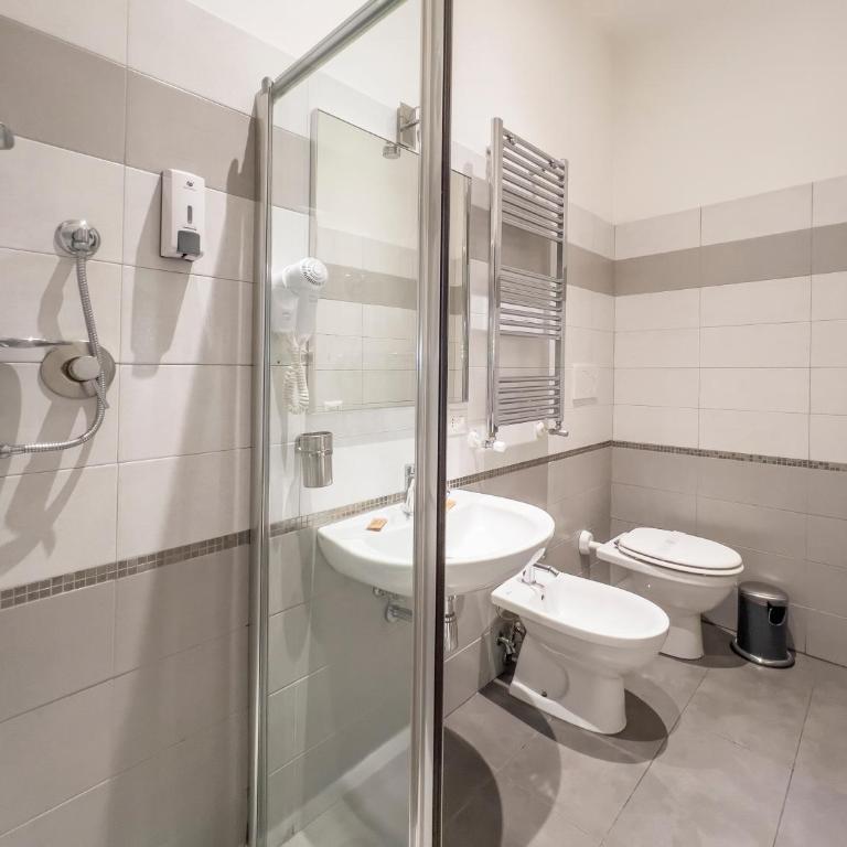 La Grande Bellezza Guest House Rome - Superior Double or Twin Room - 11