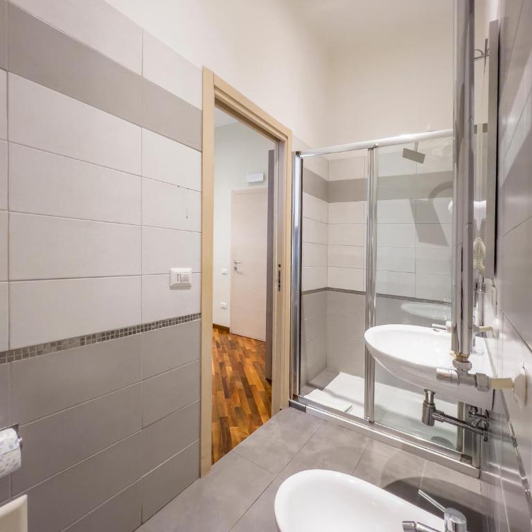La Grande Bellezza Guest House Rome - Superior Double or Twin Room - 13