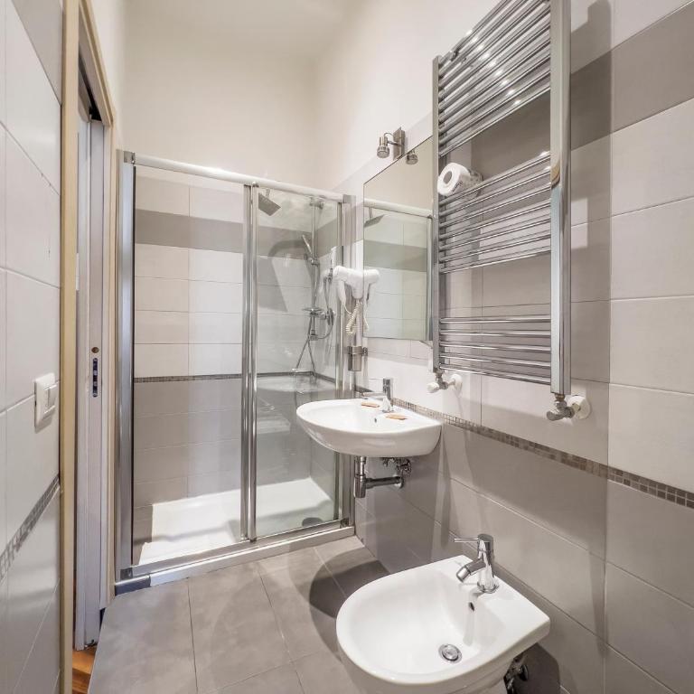 La Grande Bellezza Guest House Rome - Superior Double or Twin Room - 19