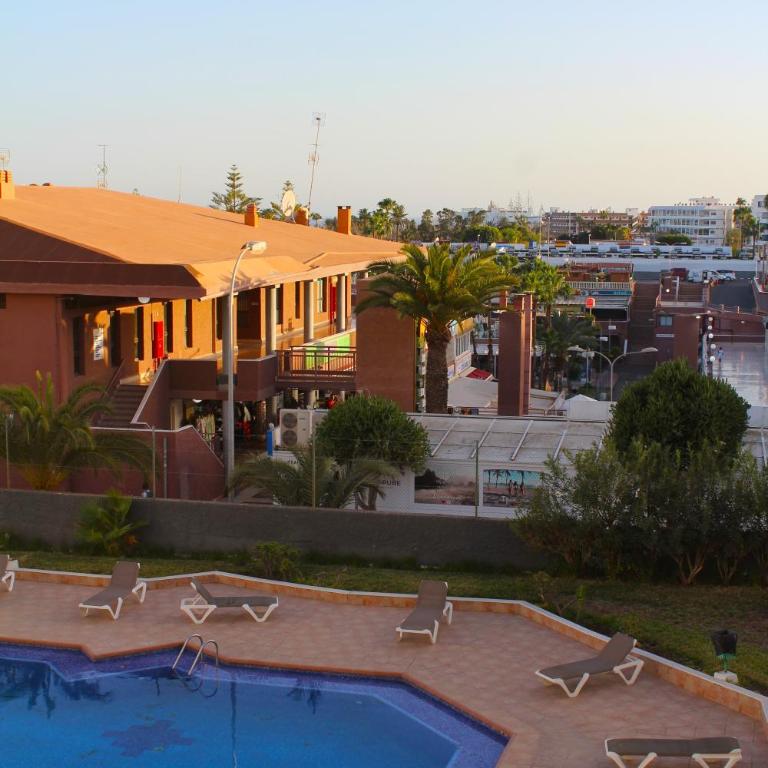 Front YUMBO 2Bedrooms BAYUCA Apartment - Apartamento de 2 dormitorios - 72