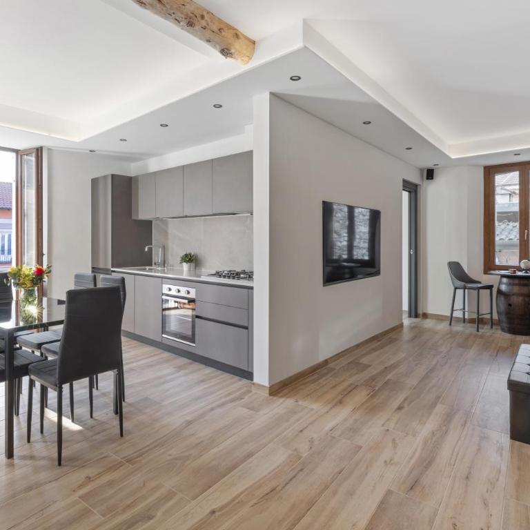 LOFT 73 - Appartamento con 2 Camere da Letto - 2