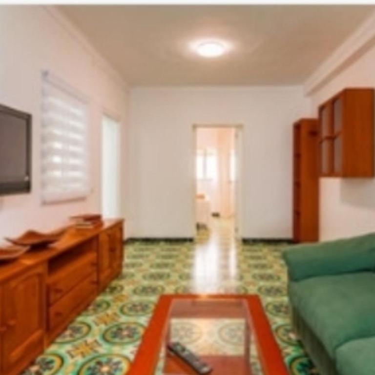 Casa Rodrigo, acogedora casa alquiler vacacional 1 dormitorio, planta baja toda la casa, opción de parking cercano consultar precio - Two-Bedroom House - 14