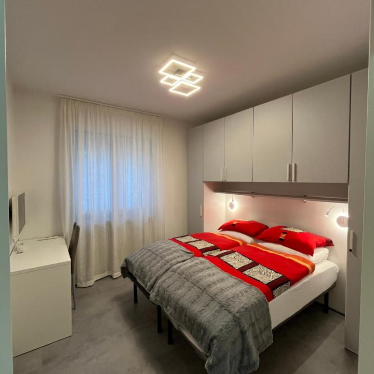 B&B Alessandro Private Room & Bathroom in shared apartment - Camera Matrimoniale/Doppia con Letti Singoli con Bagno Privato - 1