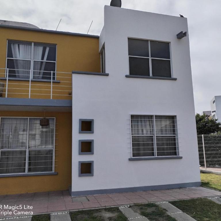Casa Gerbera Queretaro - Three-Bedroom House - 1