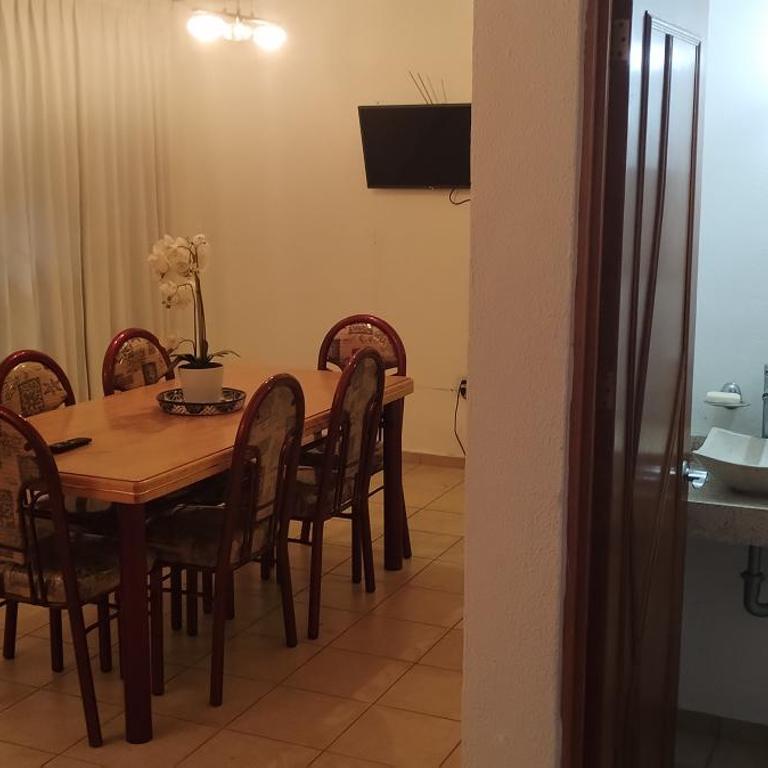 Casa Gerbera Queretaro - Three-Bedroom House - 12
