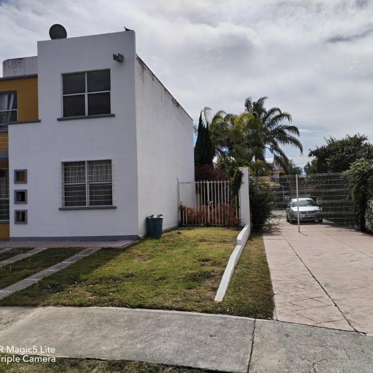 Casa Gerbera Queretaro - Three-Bedroom House - 18