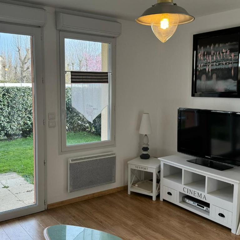 Appartement Moderne T2, Rez-de-Jardin, Proche Plage et Centre Ville, Parking, Wifi, Animaux Acceptés - FR-1-487-362 - Appartement - 6